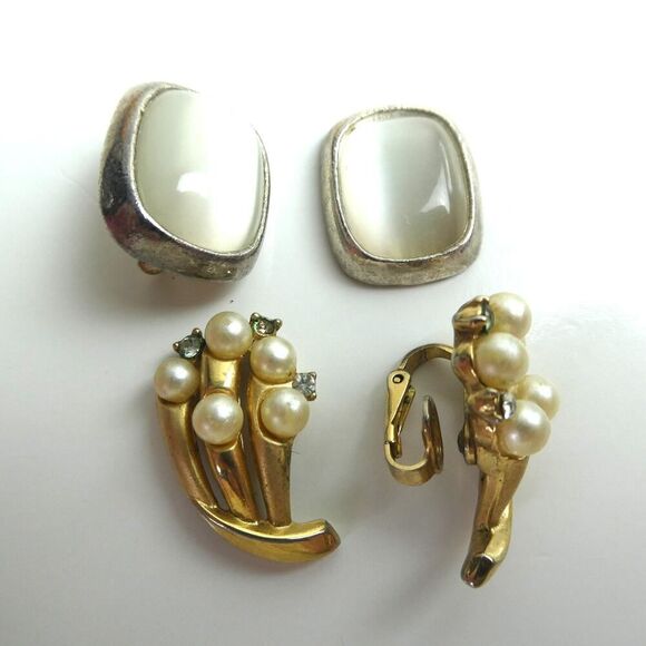 Silver Gold Tone Faux Pearl Moonstone Square Tube Vintage Clip On Earrings Broke - Picture 1 of 7